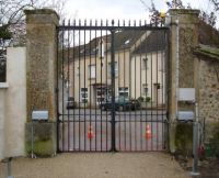 Voir la galerie Portails battants domestiques